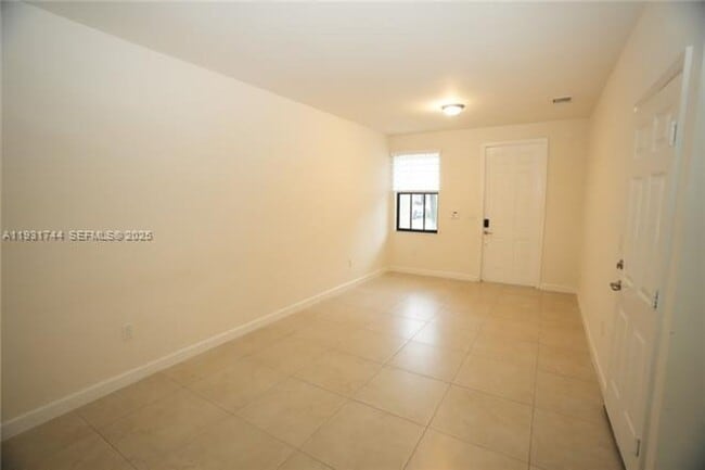 Building Photo - 10436 NW 61 Ln.