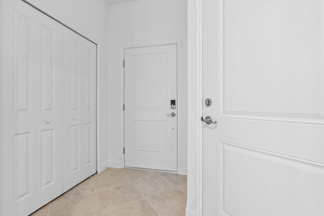 Building Photo - 14150 Gardeners Wy