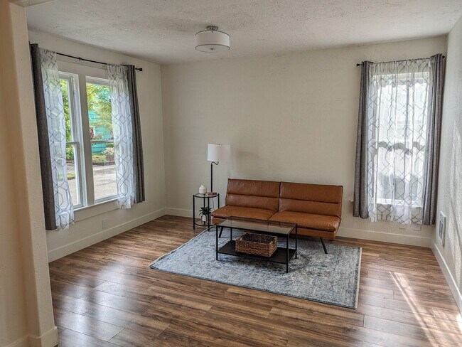 Foto del edificio - Charming Updated 1912 Salem Home! ~ Breyma...