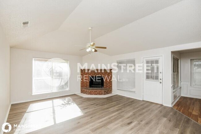 Foto del edificio - 8332 Cloverglen Ln, Fort Worth, TX 76123