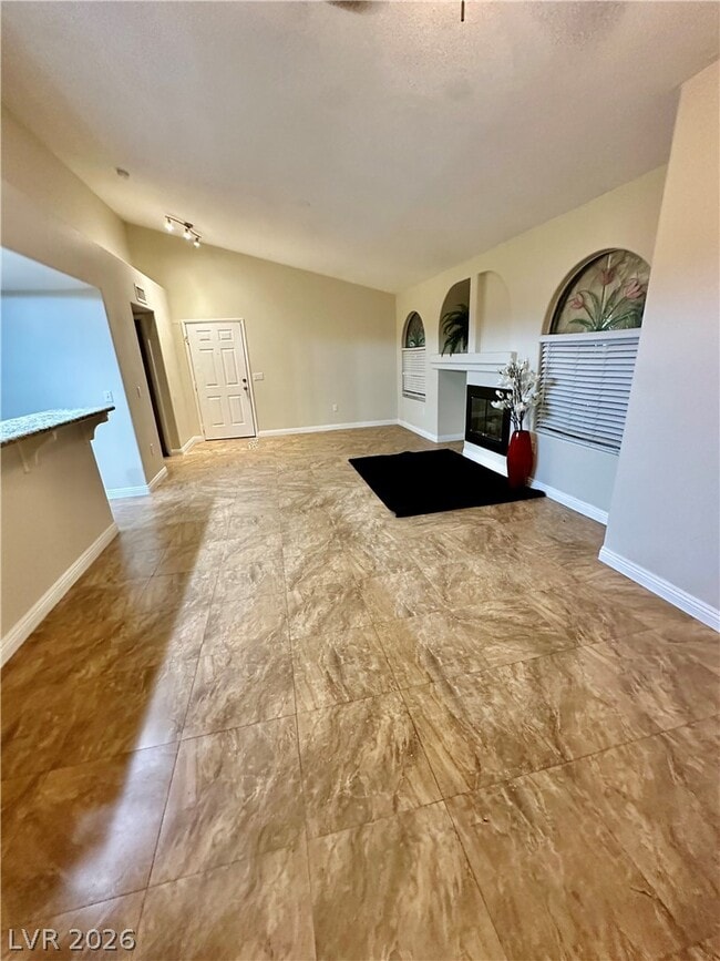 Building Photo - 7950 W Flamingo Rd