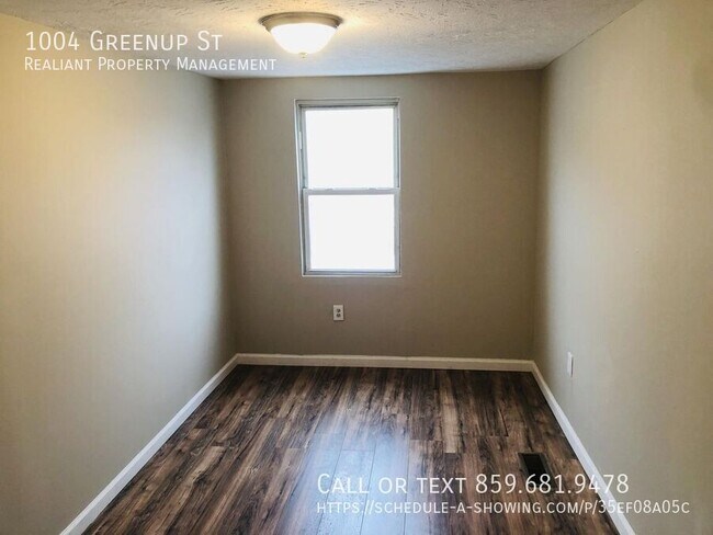 Foto del edificio - 1004 Greenup St