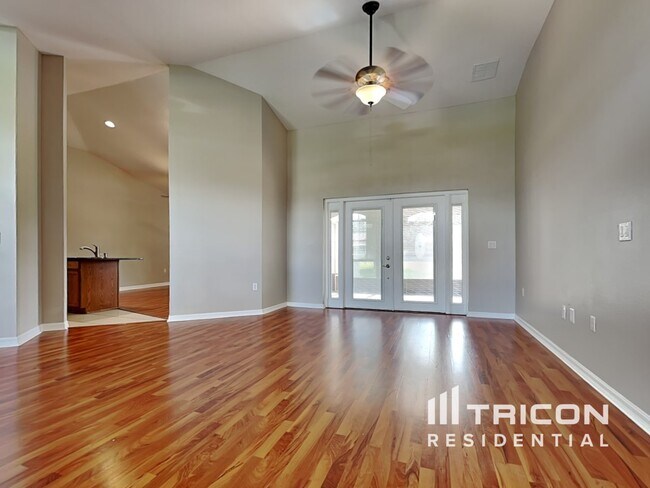 Building Photo - 12339 Palm Ridge Dr