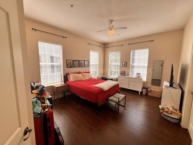 Foto del edificio - 1519 Lake Baldwin Ln