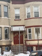 Building Photo - 65 Clendenny Ave