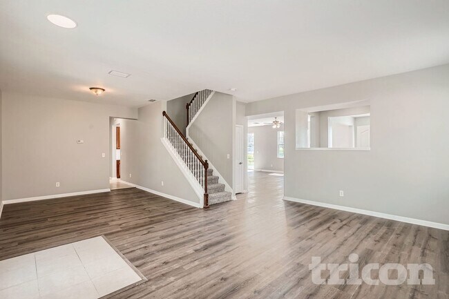 Building Photo - 10624 Bamboo Rod Cir