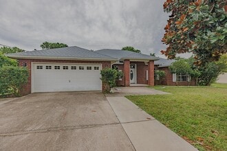 Building Photo - 7303 Frankfort St