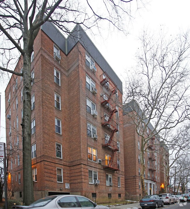Foto principal - Lincoln Co-Operative Apartments