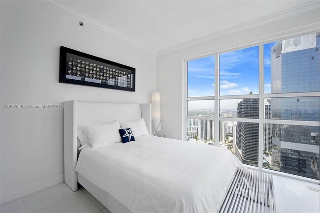 Foto del edificio - 950 Brickell Bay Dr
