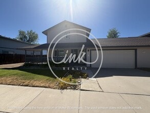 Building Photo - 862 Cabernet Ct