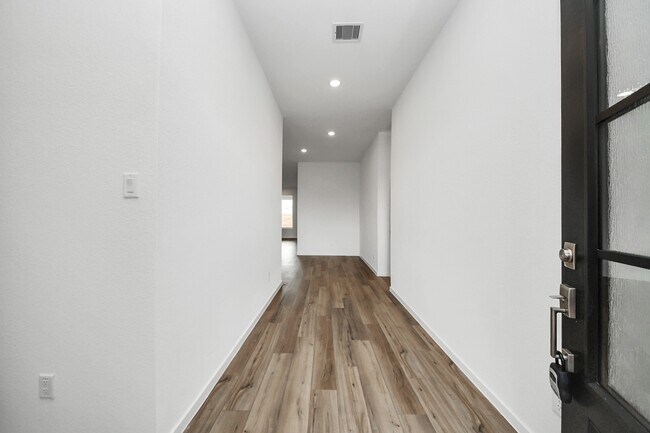 Foto del edificio - 2922 Mariner Island Dr