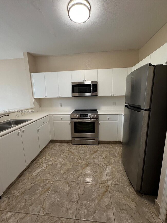 Foto del edificio - 4249 SW 157th Ave