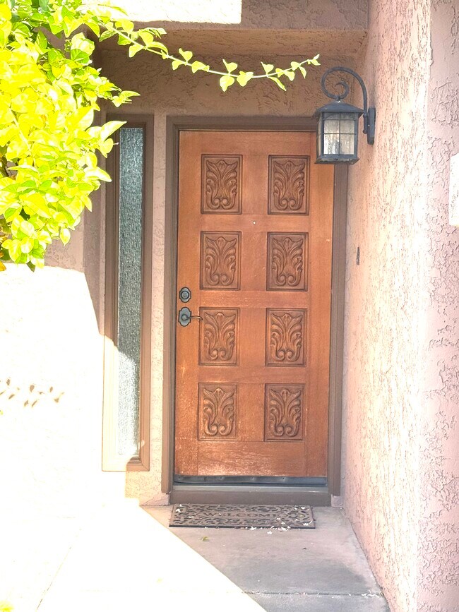Foto del edificio - 8315 S Taylor Dr
