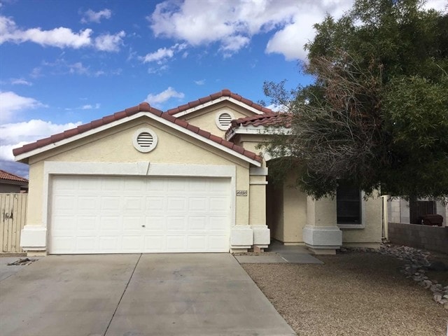 Foto principal - 10530 W Carlota Ln