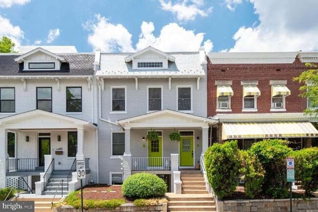 Building Photo - 4114 New Hampshire Ave NW