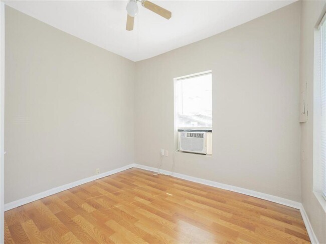 Building Photo - 107 Prewitt Ln