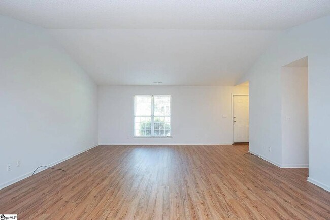 Building Photo - 106 Greenapple Way