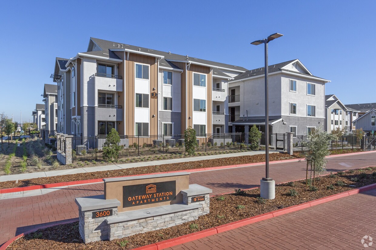 Gateway Station Apartments Apartments in Tracy, CA
