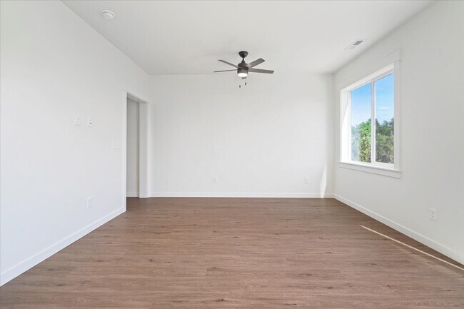 Foto del edificio - 305 N 18th St