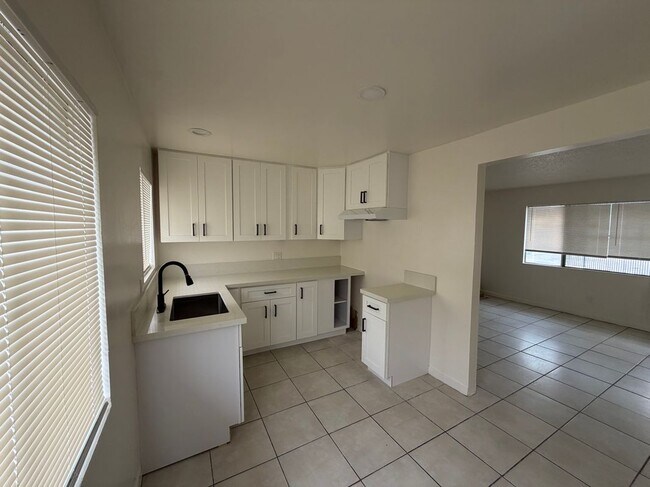 Foto del edificio - 640 W 20th St