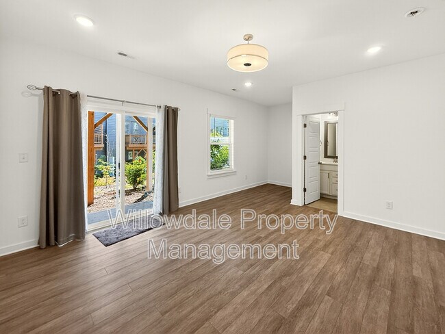 Building Photo - 1235 Corkery Ridge Ct