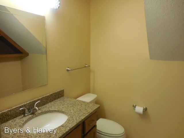 Building Photo - 3 br, 2.5 bath House - 1931 Claymont Drive