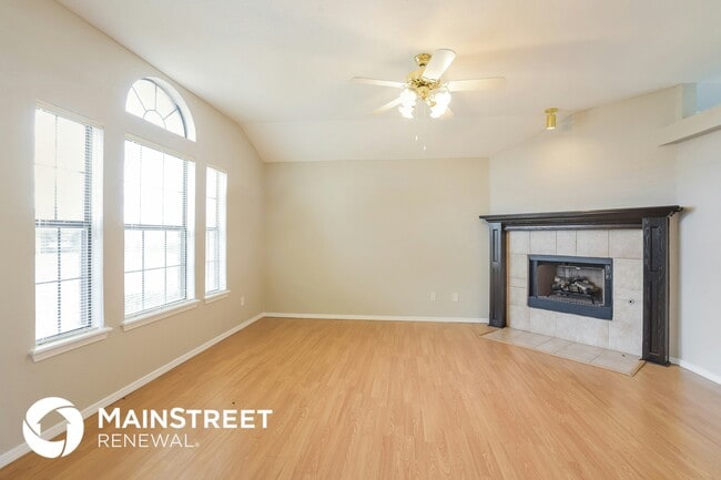 Building Photo - 1413 Buena Vista Cir