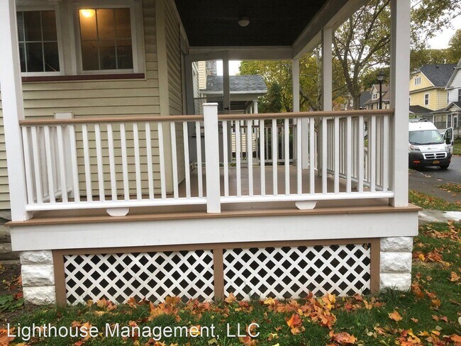 Building Photo - 3 br, 1 bath House - 48 Rosewood Terr.