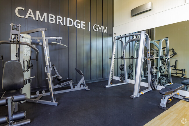 Gimnasio abierto las 24 horas - Cambridge House Apartments