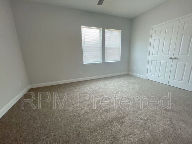 Foto del edificio - 1029 Calvin St