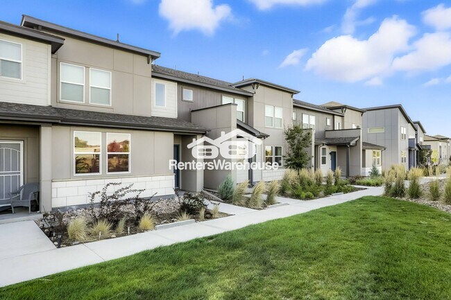 Building Photo - 6521 N Dunkirk St