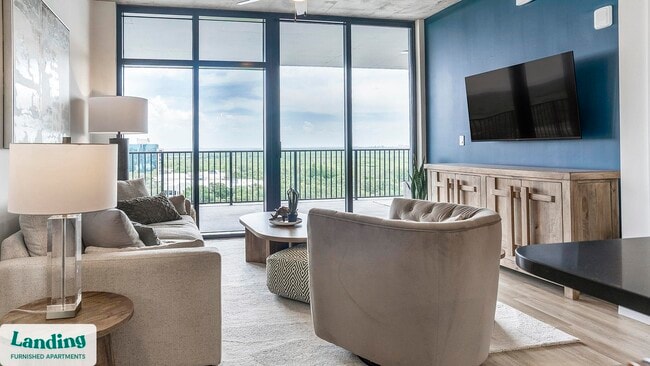 Building Photo - 221 Main St N