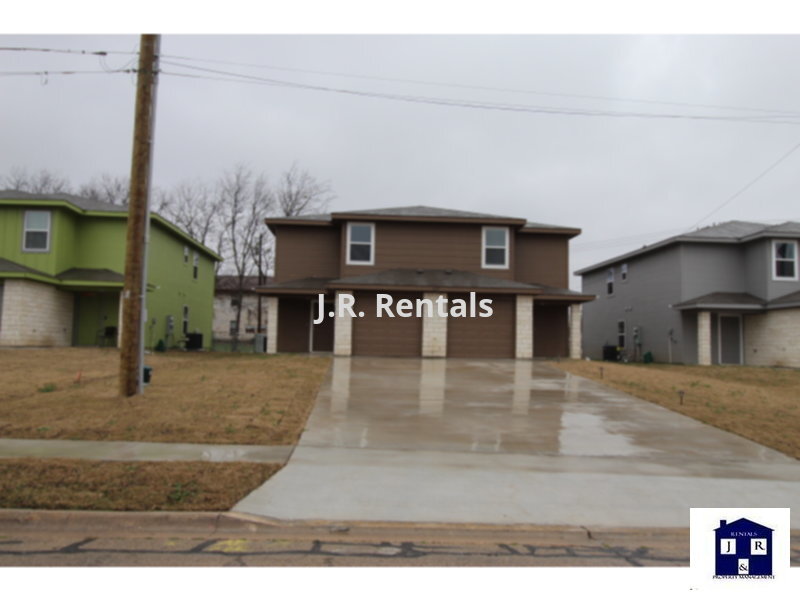 207 W Reagan Ave, Copperas Cove, TX 76522 Townhome Rentals in