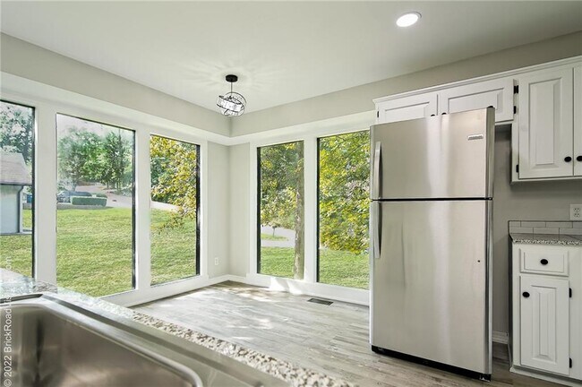 Foto del edificio - 2306 Oakwood Ave