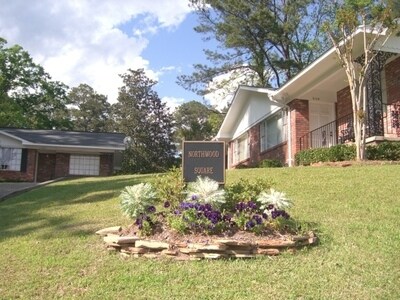 Foto principal - 4208 42nd St
