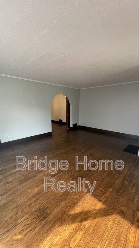 Foto del edificio - 366 White Ave