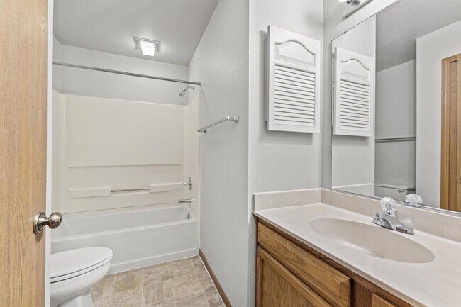 Foto del edificio - 2106 Stirrup Ln