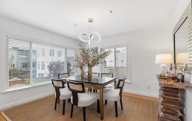 Foto del edificio - 2228 Beach St