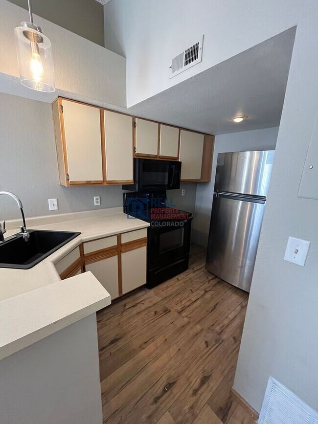 Building Photo - 4760 S Wadsworth Blvd