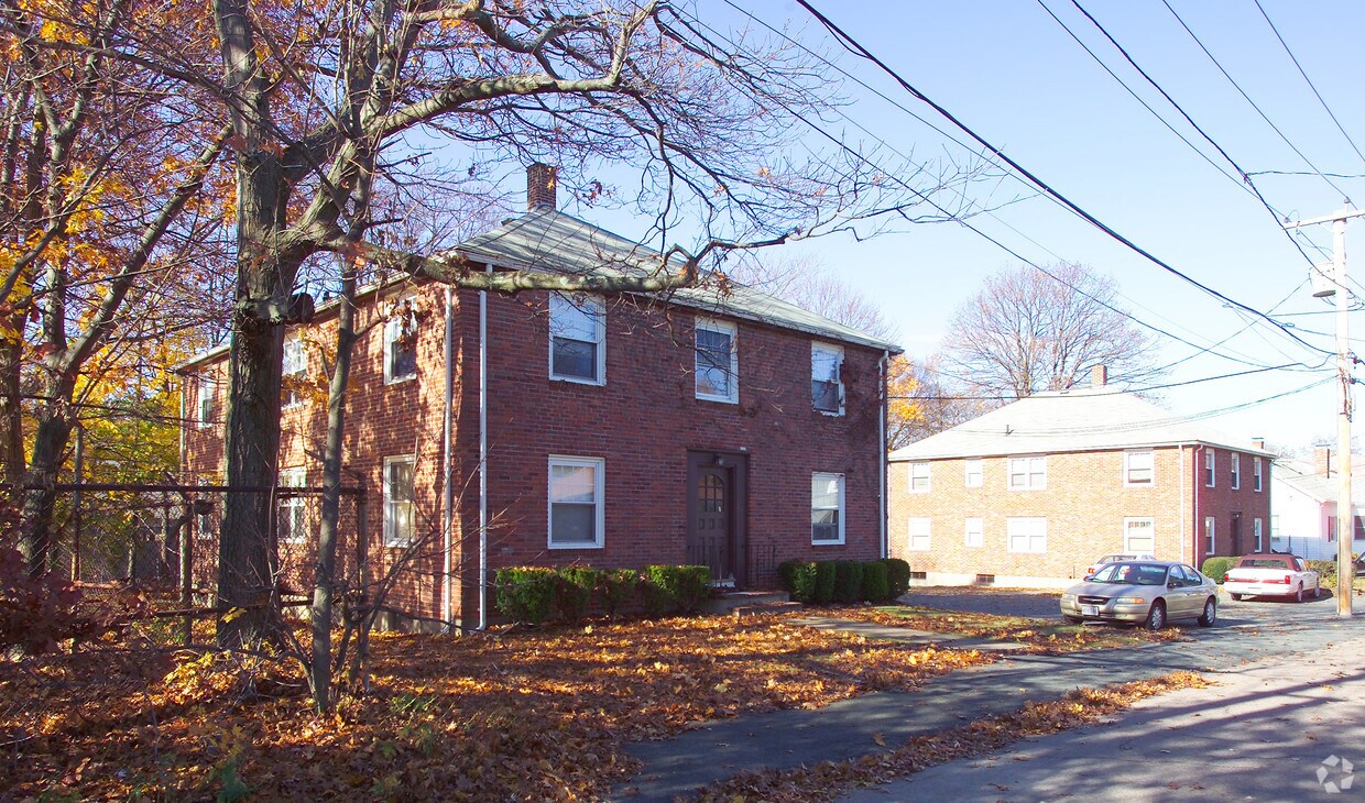 Primary Photo - 43-51 Newton Ave