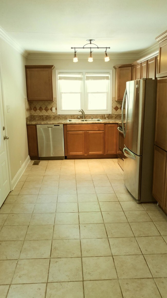 Foto del edificio - 6904 Weaver Rd
