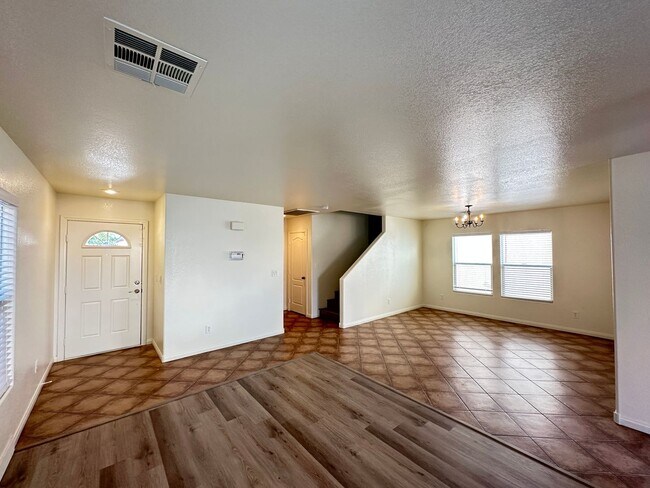 Foto del edificio - DESERT WILLOWS