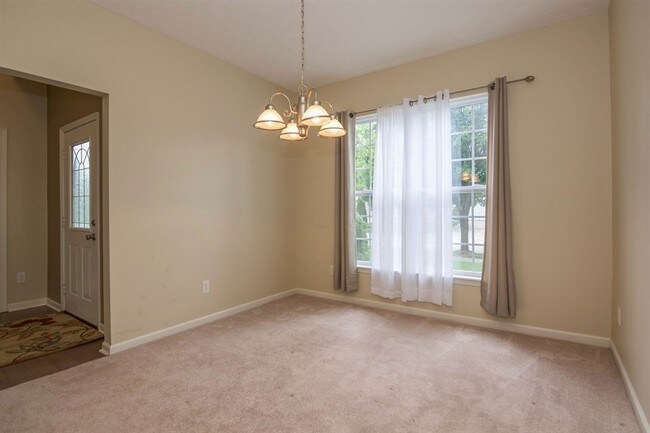Building Photo - 1373 Midway Ct