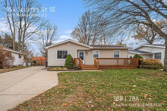 Building Photo - 954 Sluyter St SE