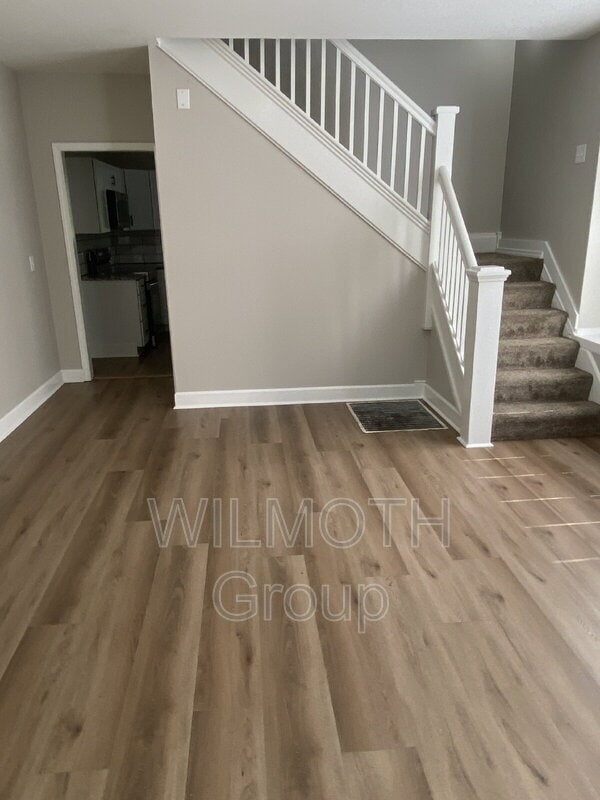 Foto del edificio - 1029 Blaine Ave