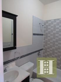 Foto del edificio - 72 Buffalo Ave