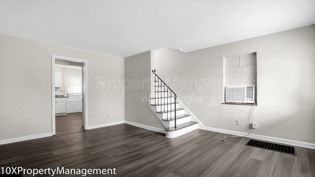 Building Photo - 2909 Sullivant Ave