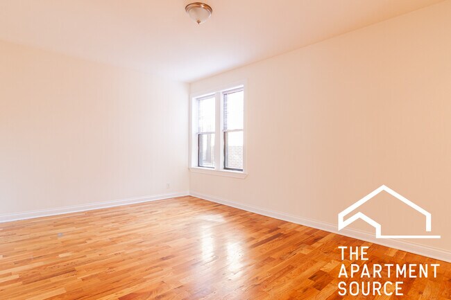 Foto del edificio - 1450 W Byron St