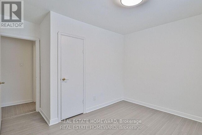 Building Photo - 104 Crestwood Rd