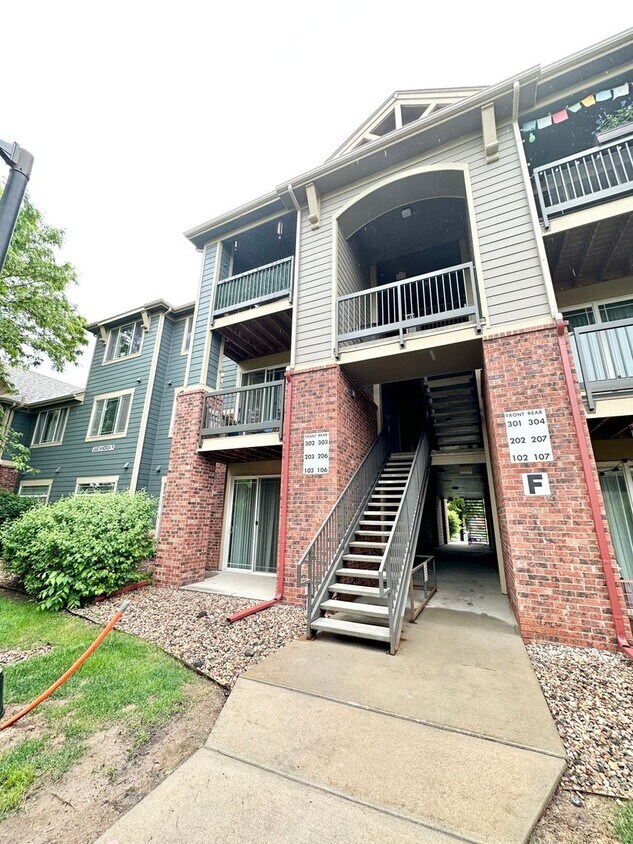 Primary Photo - 2450 Windrow Dr